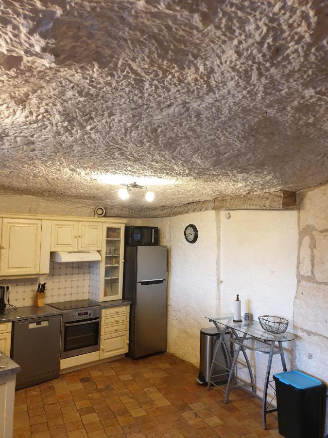 Gite Troglodyte Les Iris Villiers-sur-Loir Exterior photo